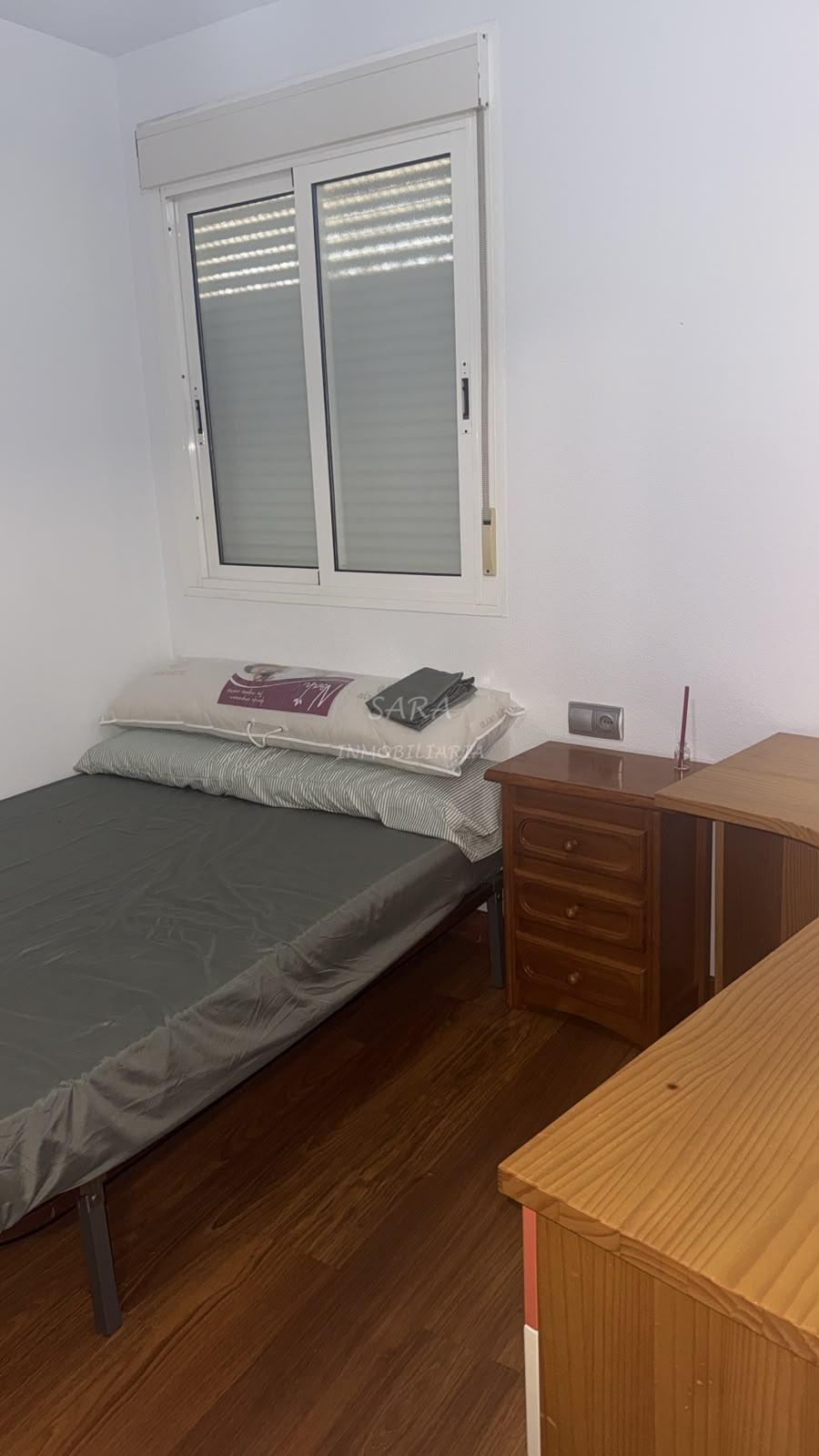 Alquiler de apartamento en Roquetas de Mar