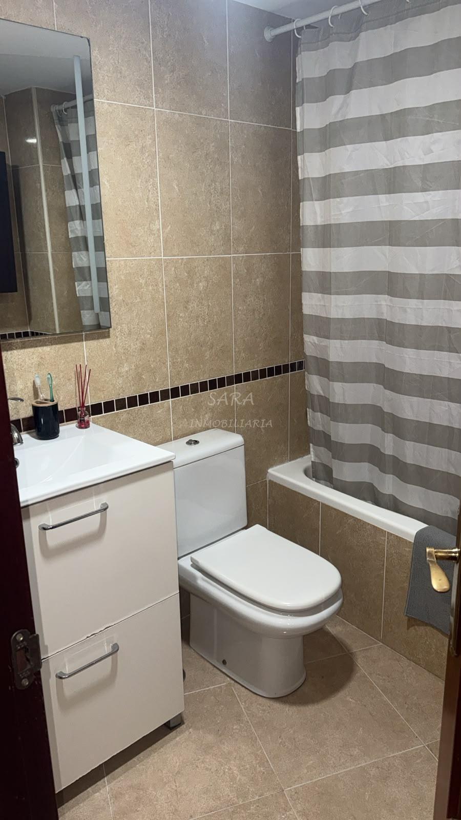 Alquiler de apartamento en Roquetas de Mar