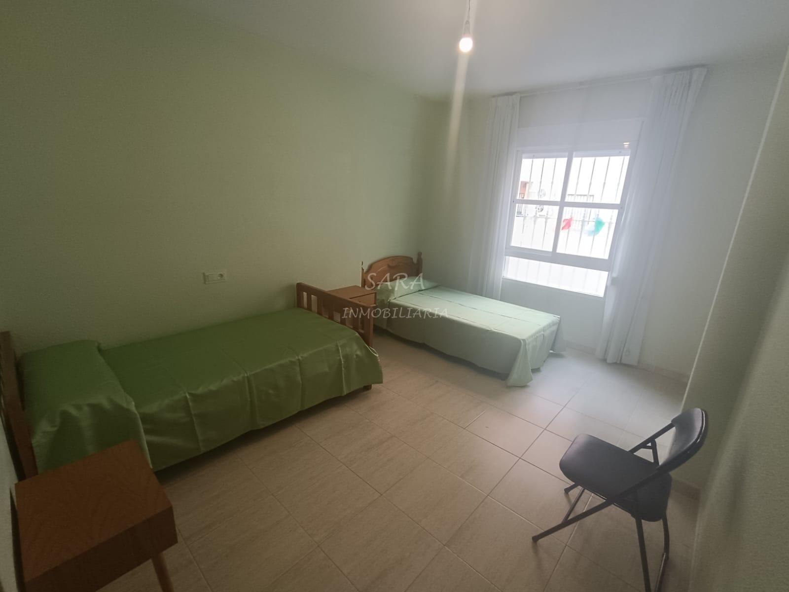 Alquiler de casa en Roquetas de Mar