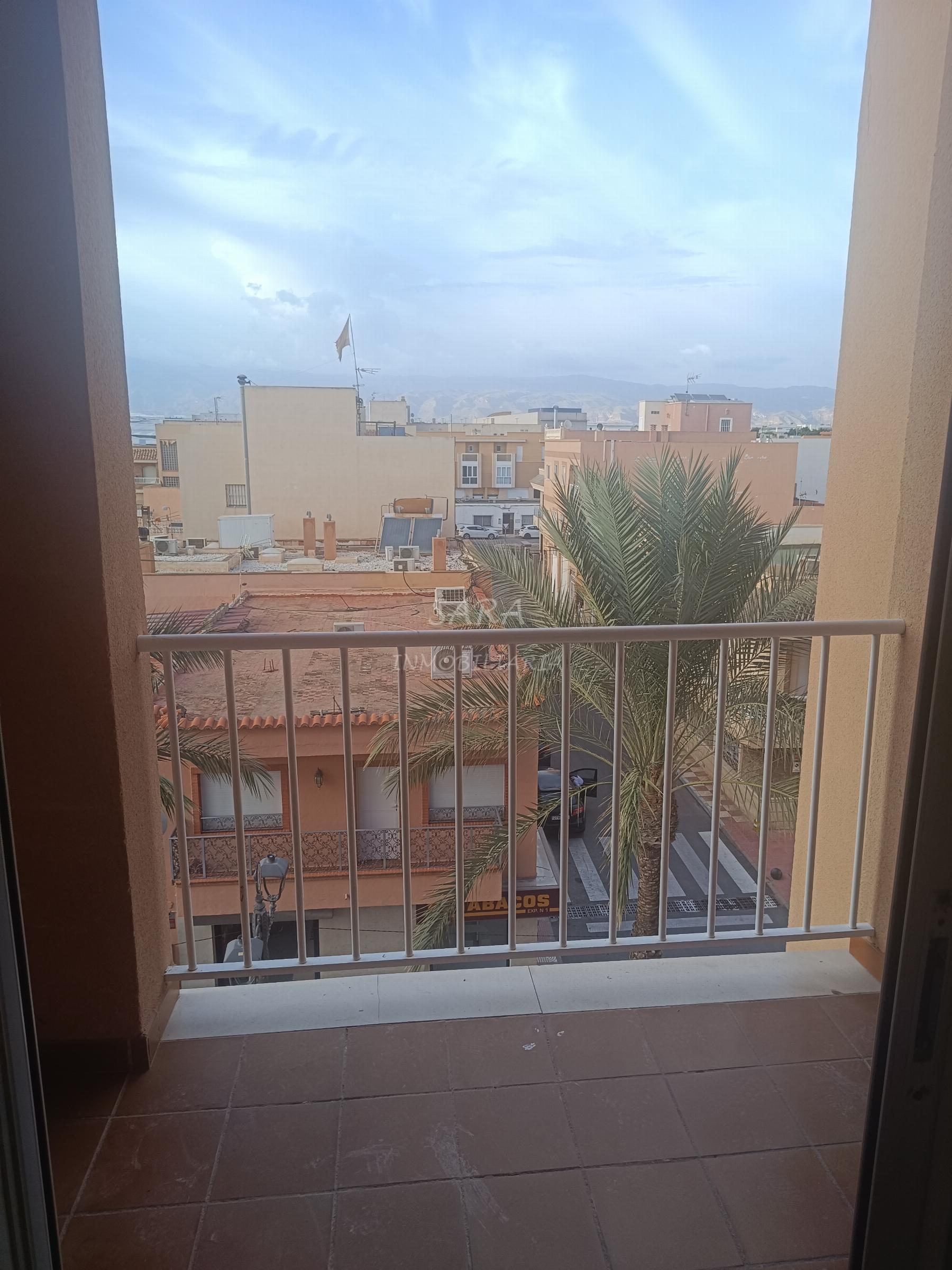 Venta de apartamento en Roquetas de Mar
