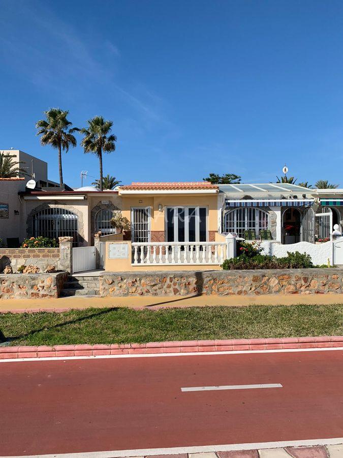 Venta de bungalow en Roquetas de Mar