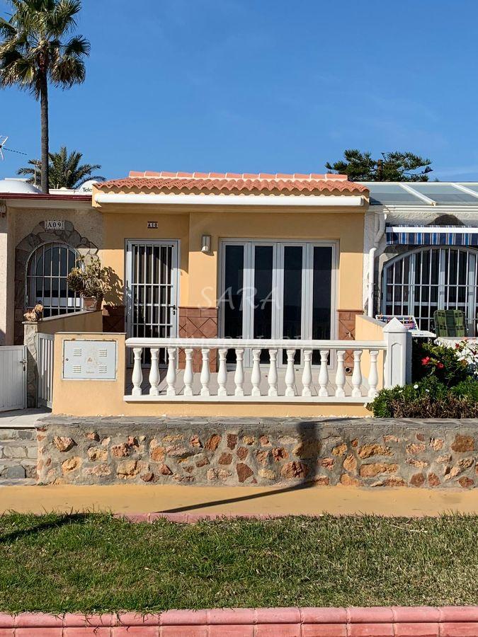 Venta de bungalow en Roquetas de Mar