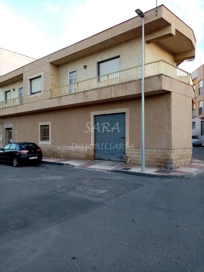 For sale of house in Roquetas de Mar