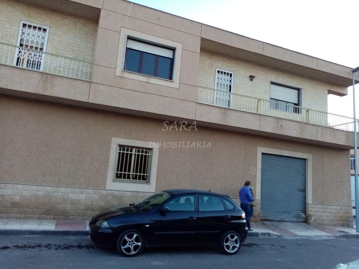 Venta de casa en Roquetas de Mar