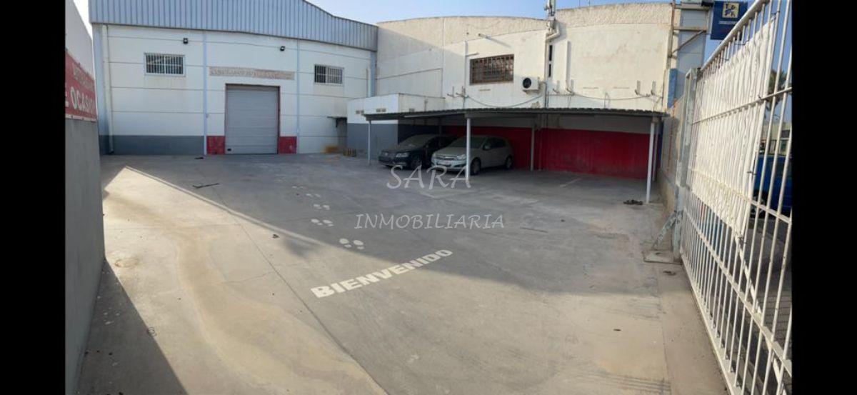 For sale of industrial plant/warehouse in Roquetas de Mar