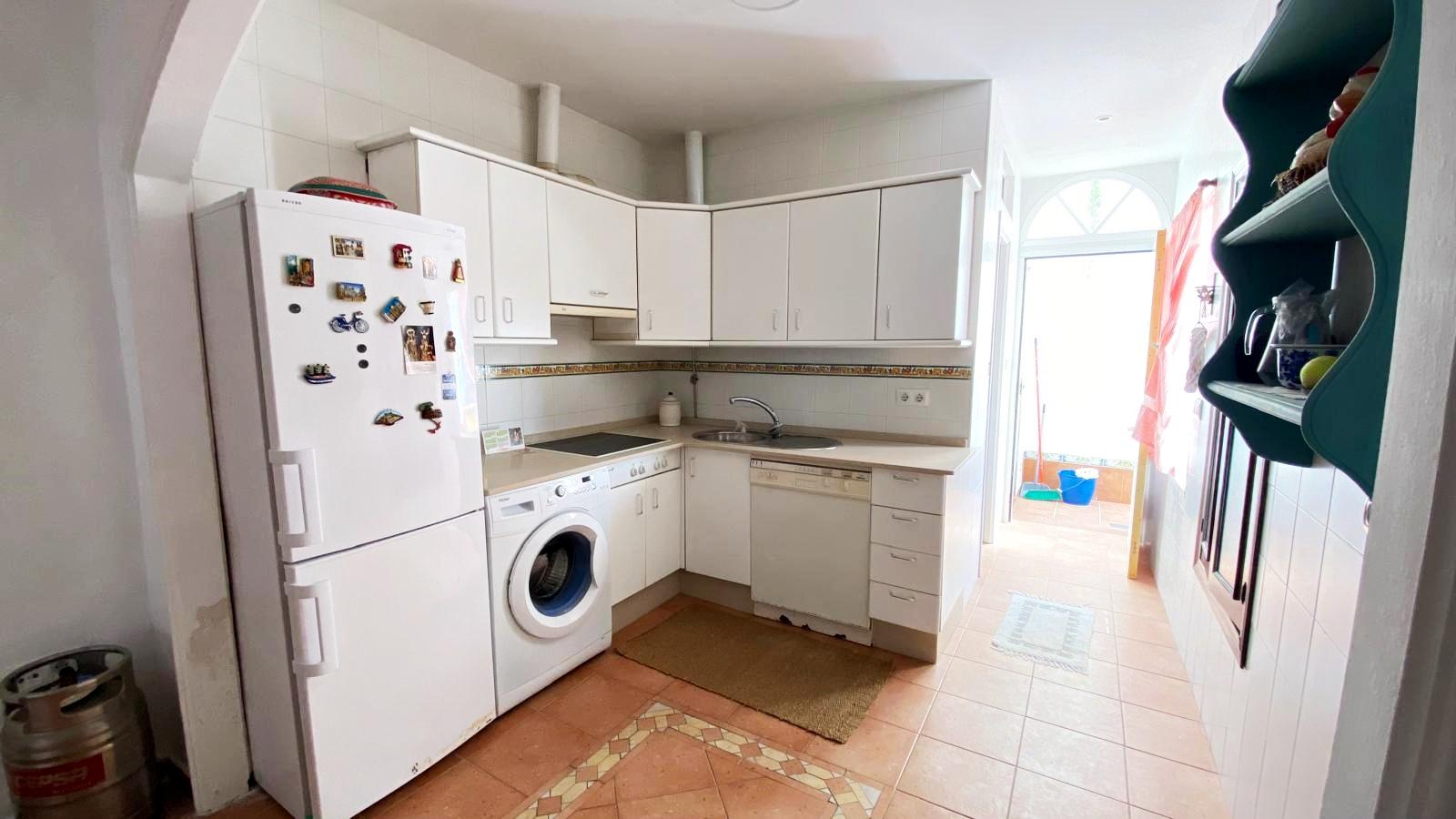 For sale of house in San Fernando