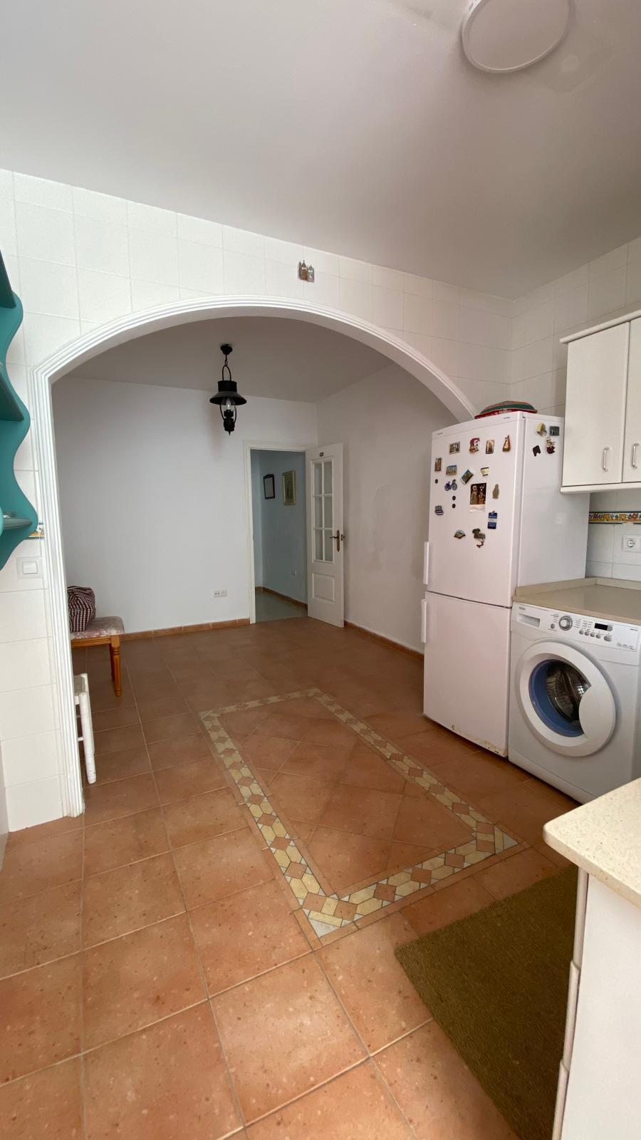 For sale of house in San Fernando