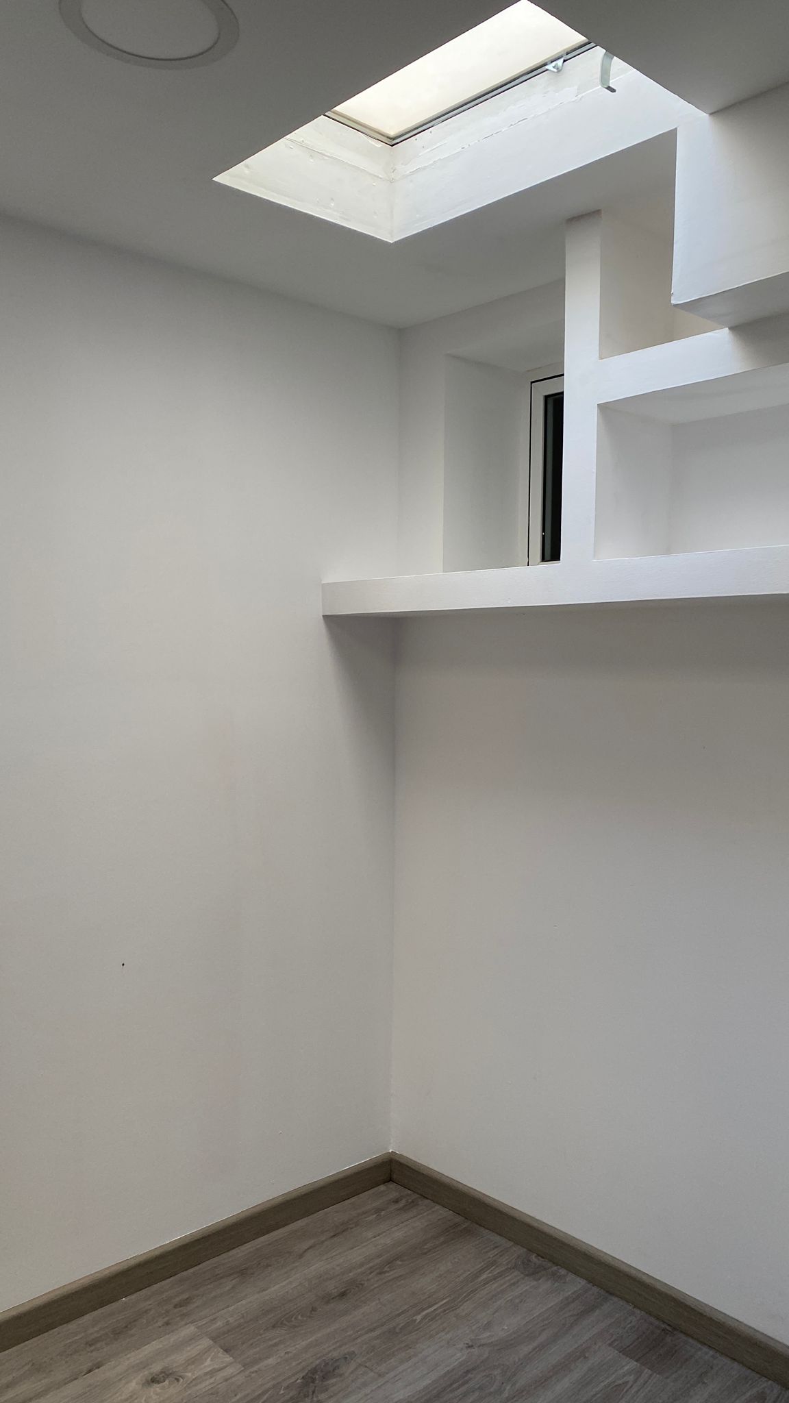 For sale of house in San Fernando