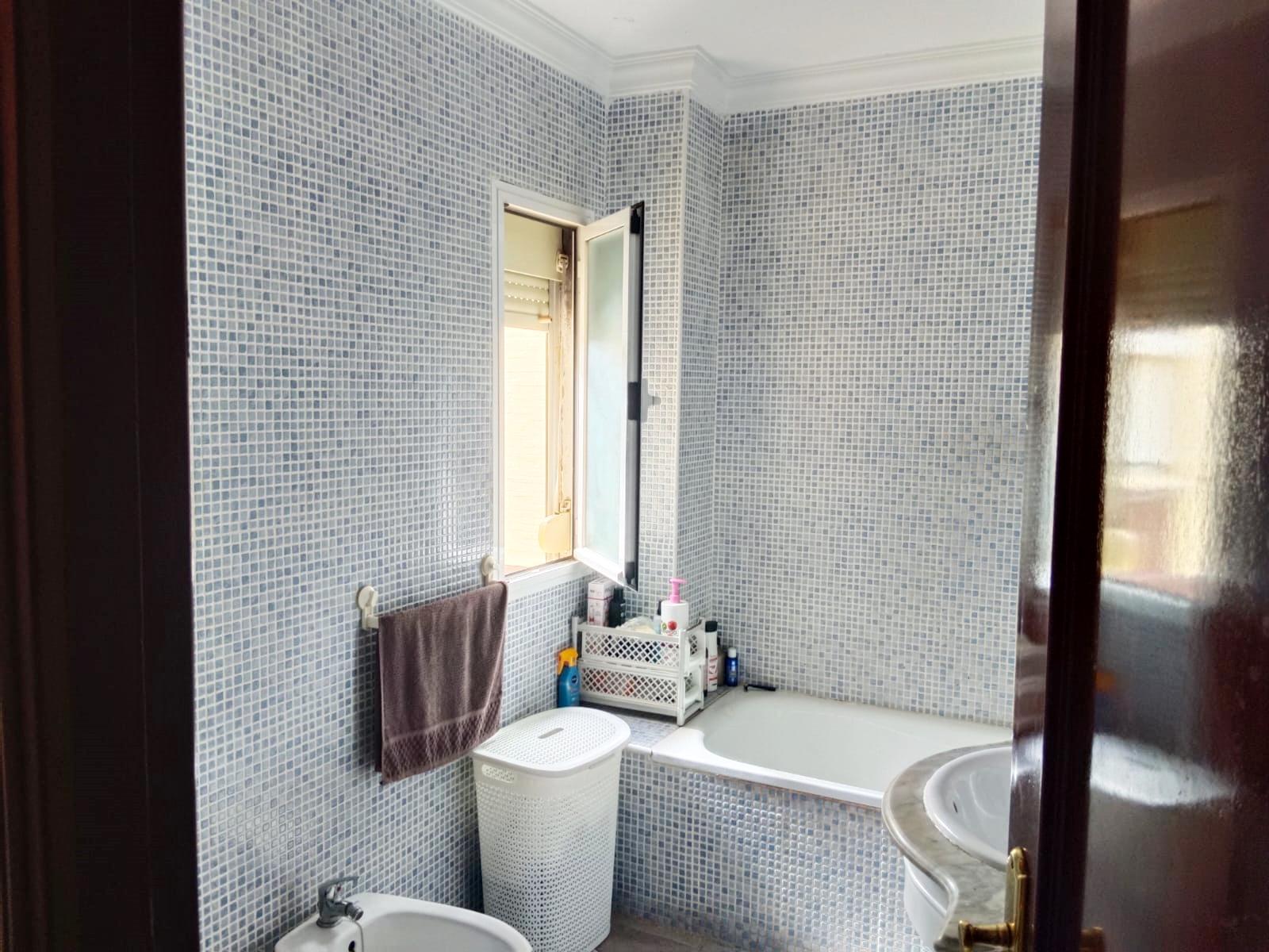 For sale of flat in San Fernando