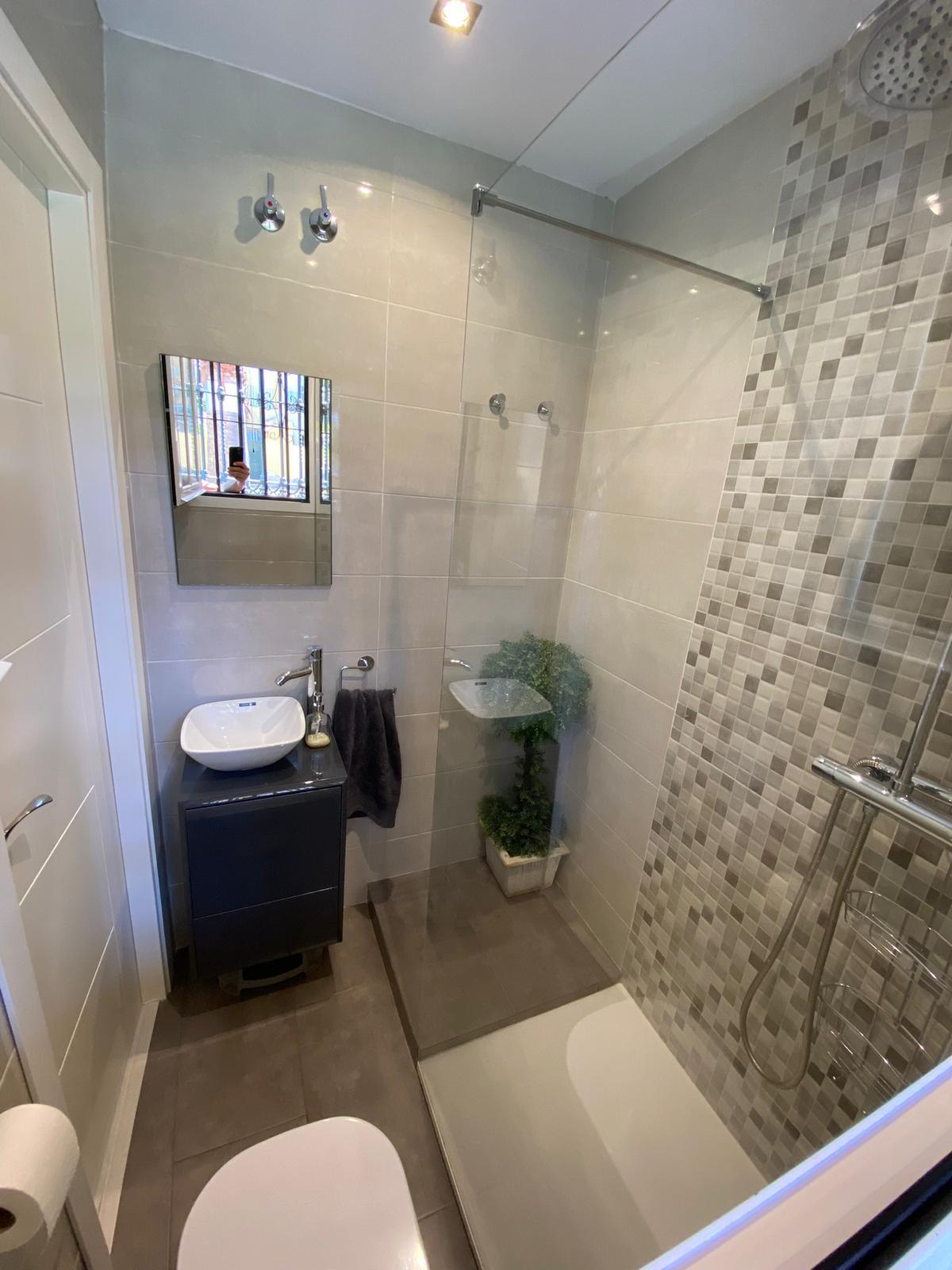For sale of house in San Fernando