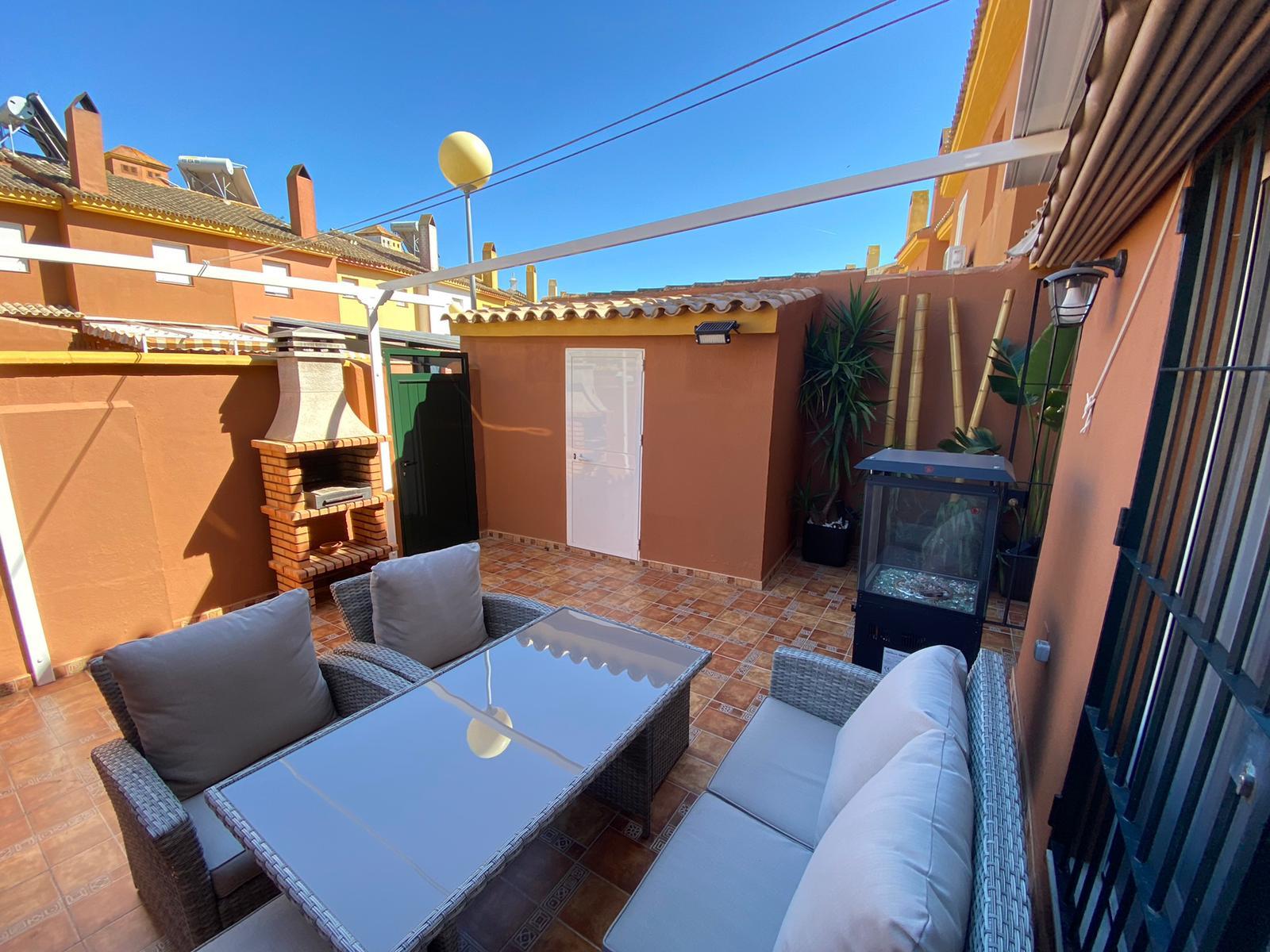 For sale of house in San Fernando