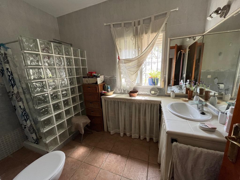 For sale of chalet in Chiclana de la Frontera