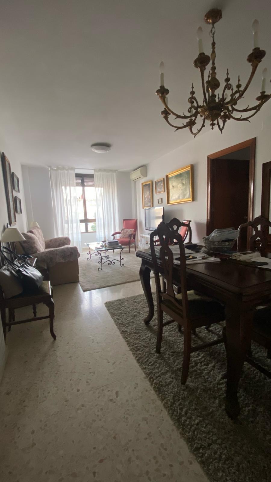 For sale of flat in San Fernando