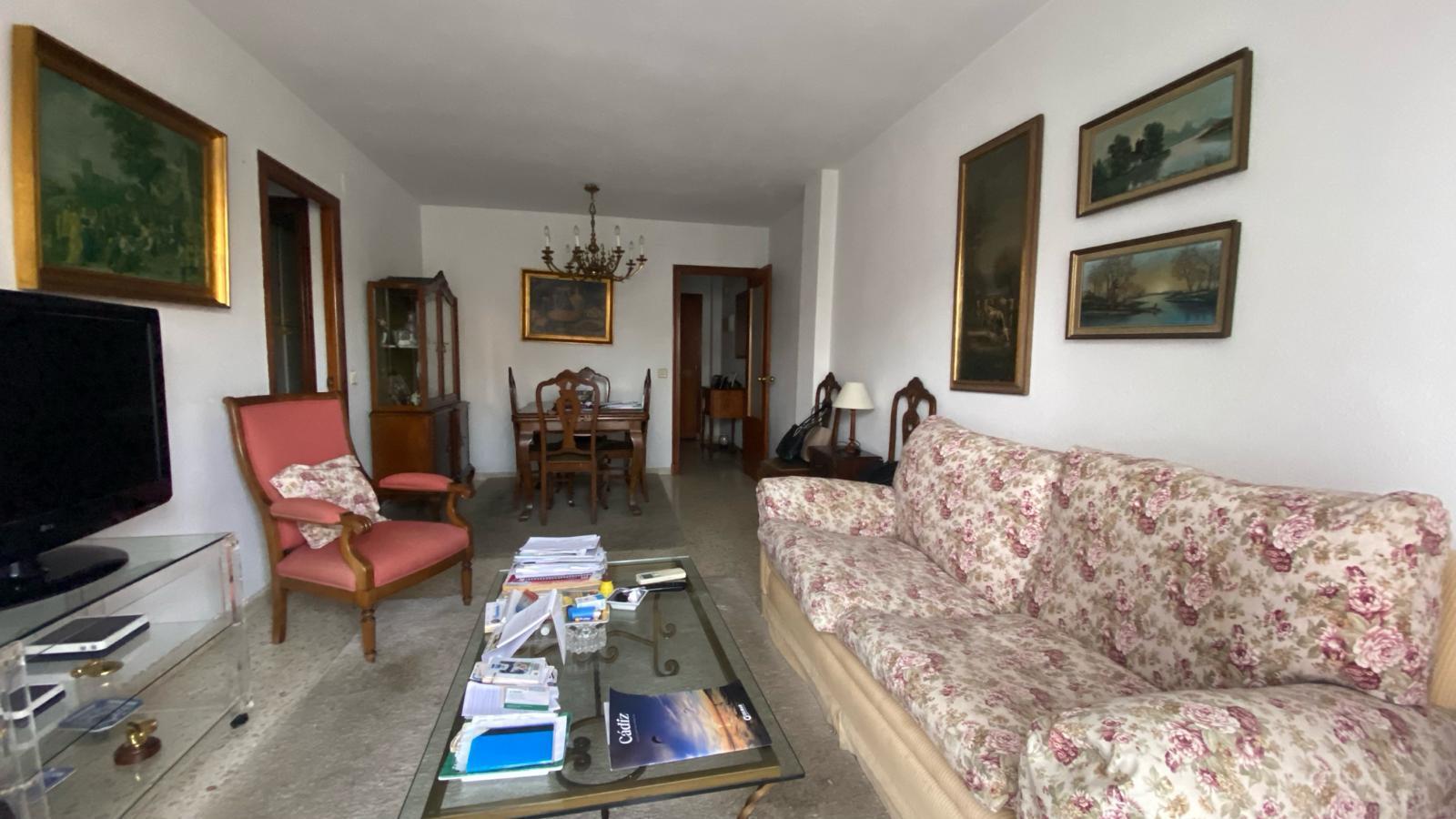 For sale of flat in San Fernando