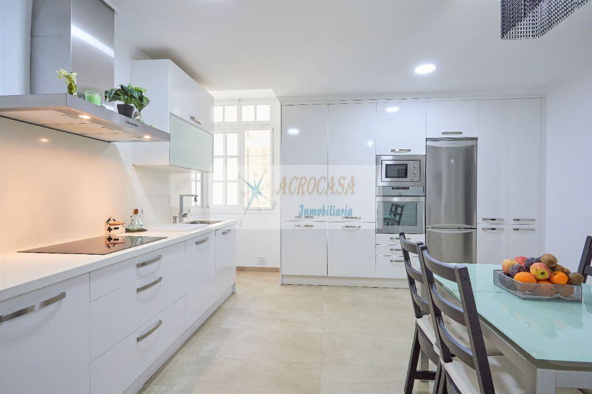 For sale of flat in Jerez de la Frontera