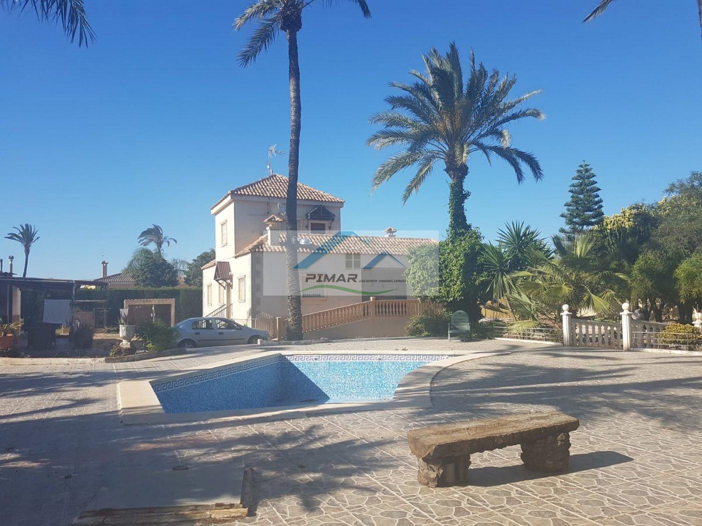 Продажа от

 Шалет

 на Elche pedanias