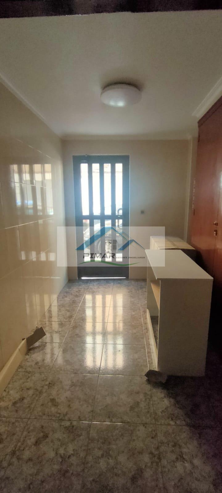 For sale of ground floor in Elche-Elx