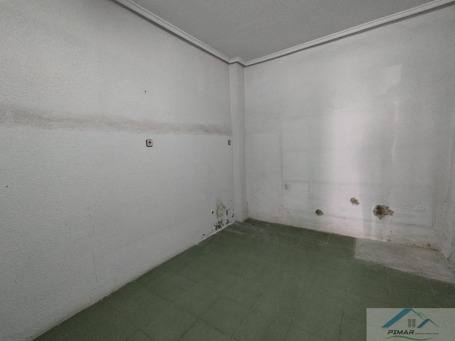 For sale of commercial in Elche-Elx