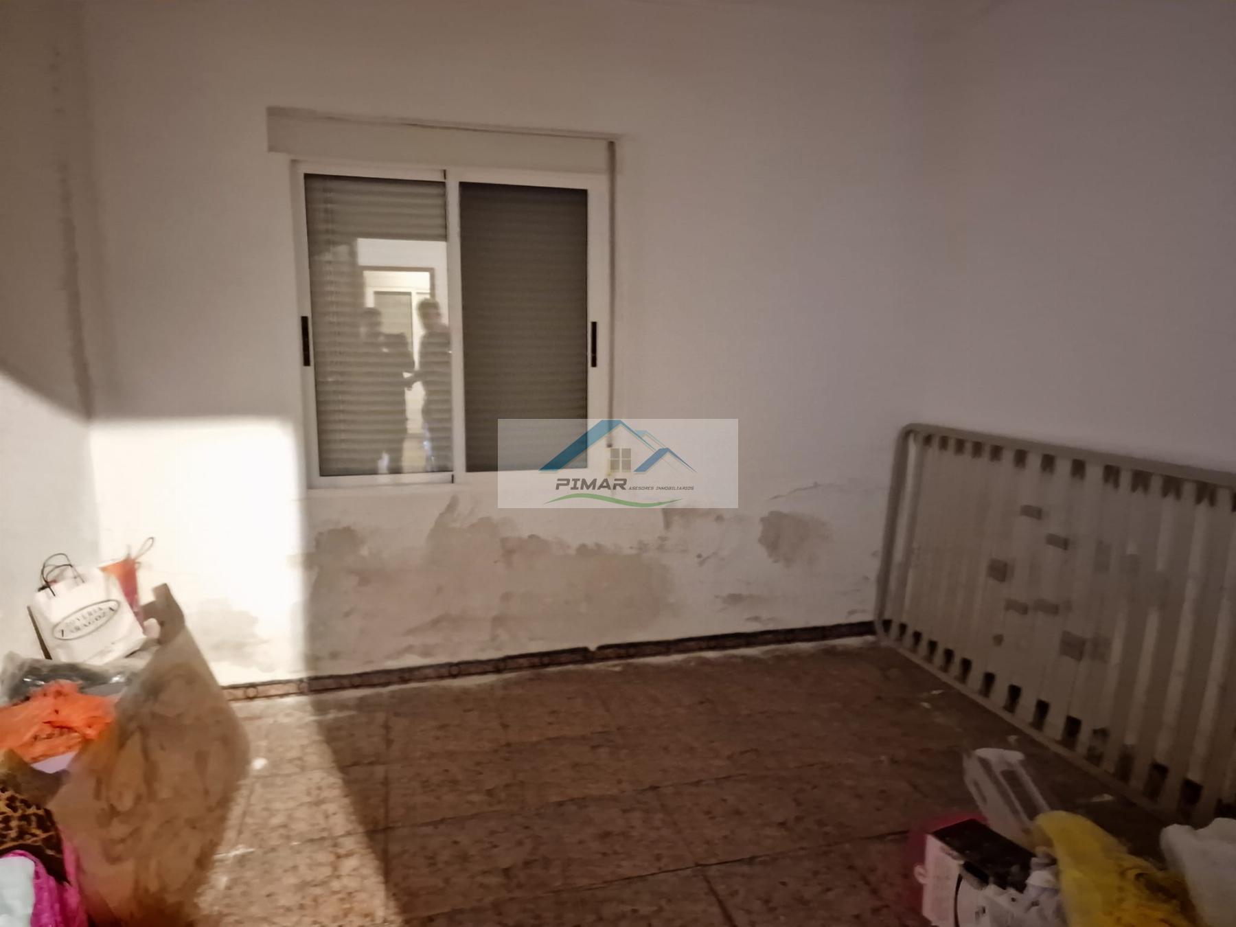 Продажа от

 Домa на Elche-Elx