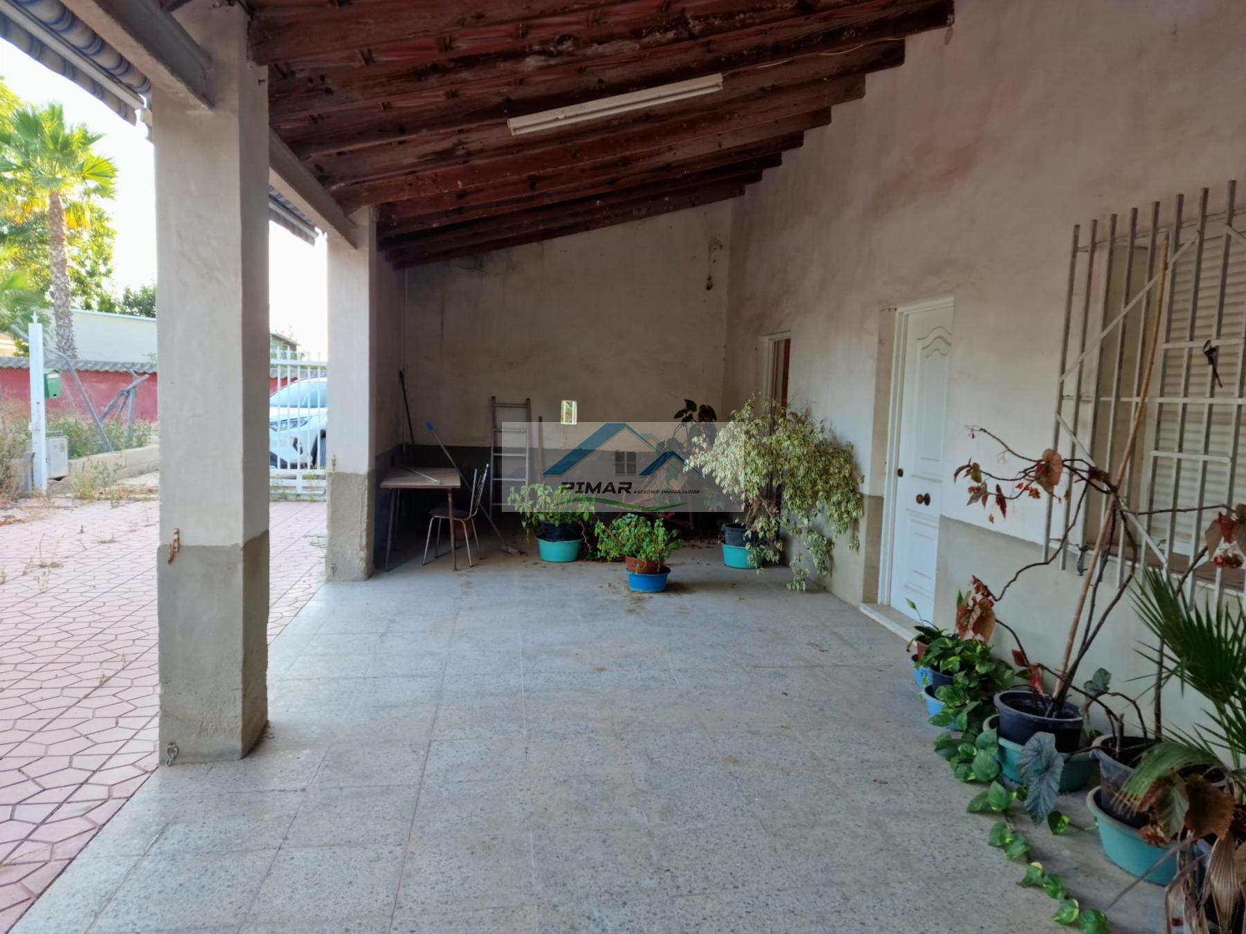 Продажа от

 Домa на Elche-Elx