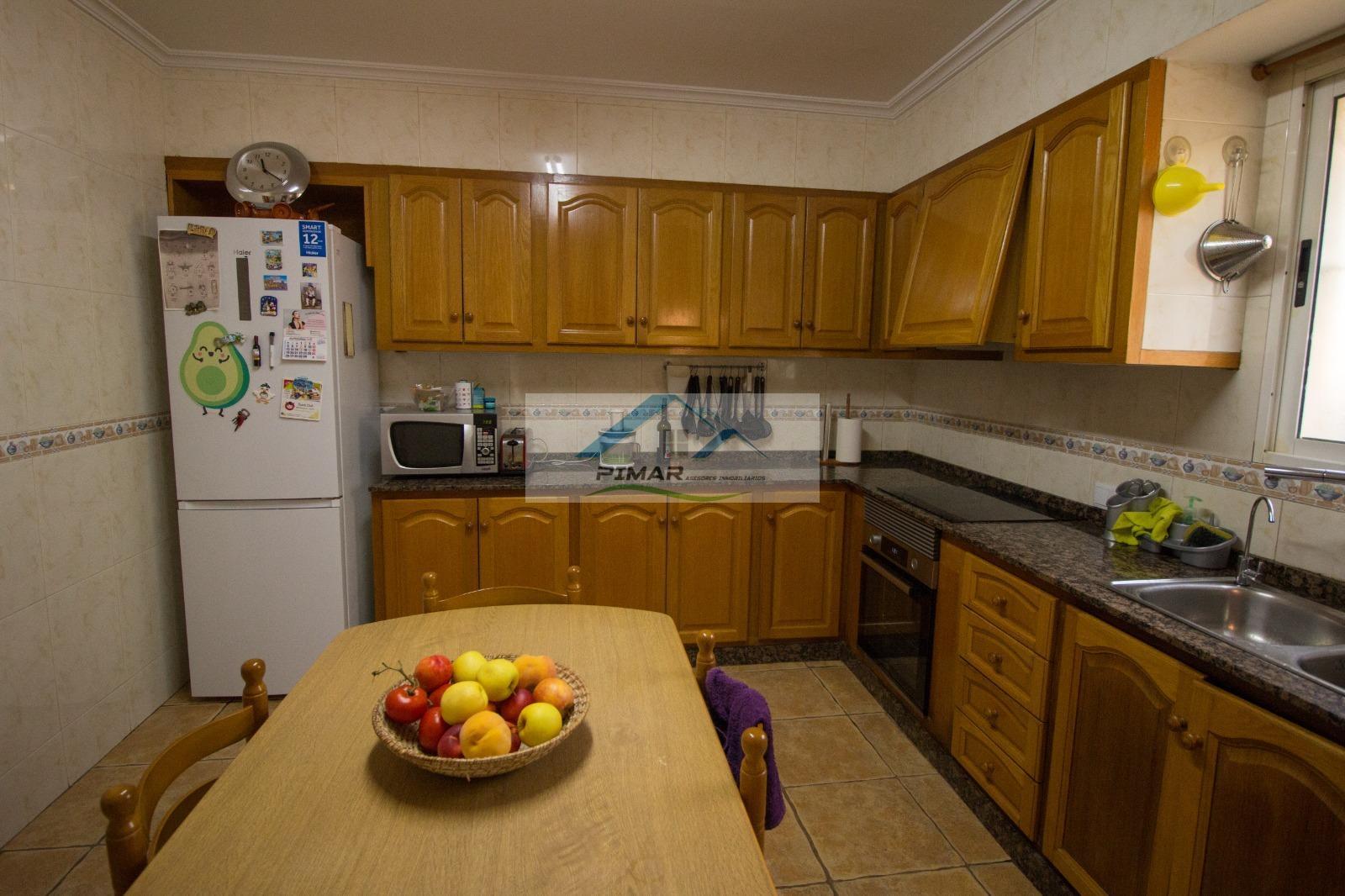 Zu verkaufen von chalet in
 Elche-Elx