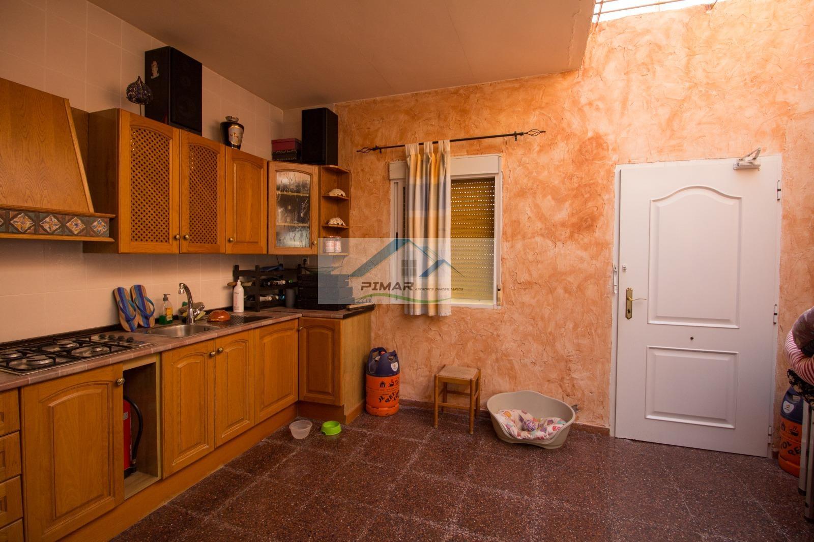 Zu verkaufen von chalet in
 Elche-Elx
