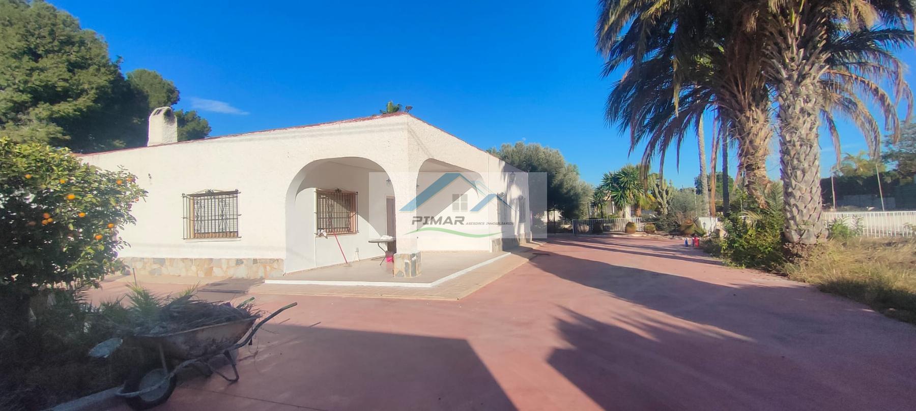 For sale of chalet in Elche-Elx