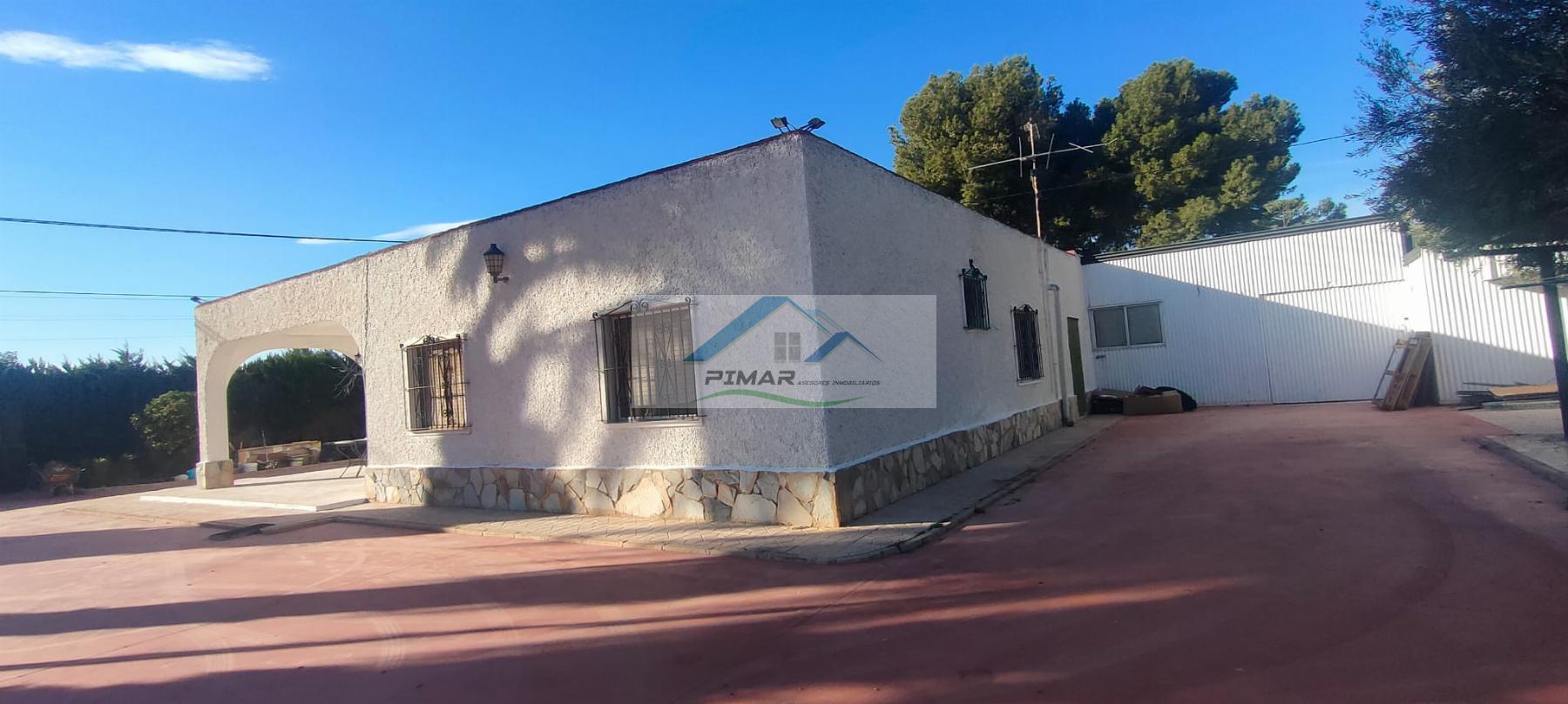 For sale of chalet in Elche-Elx