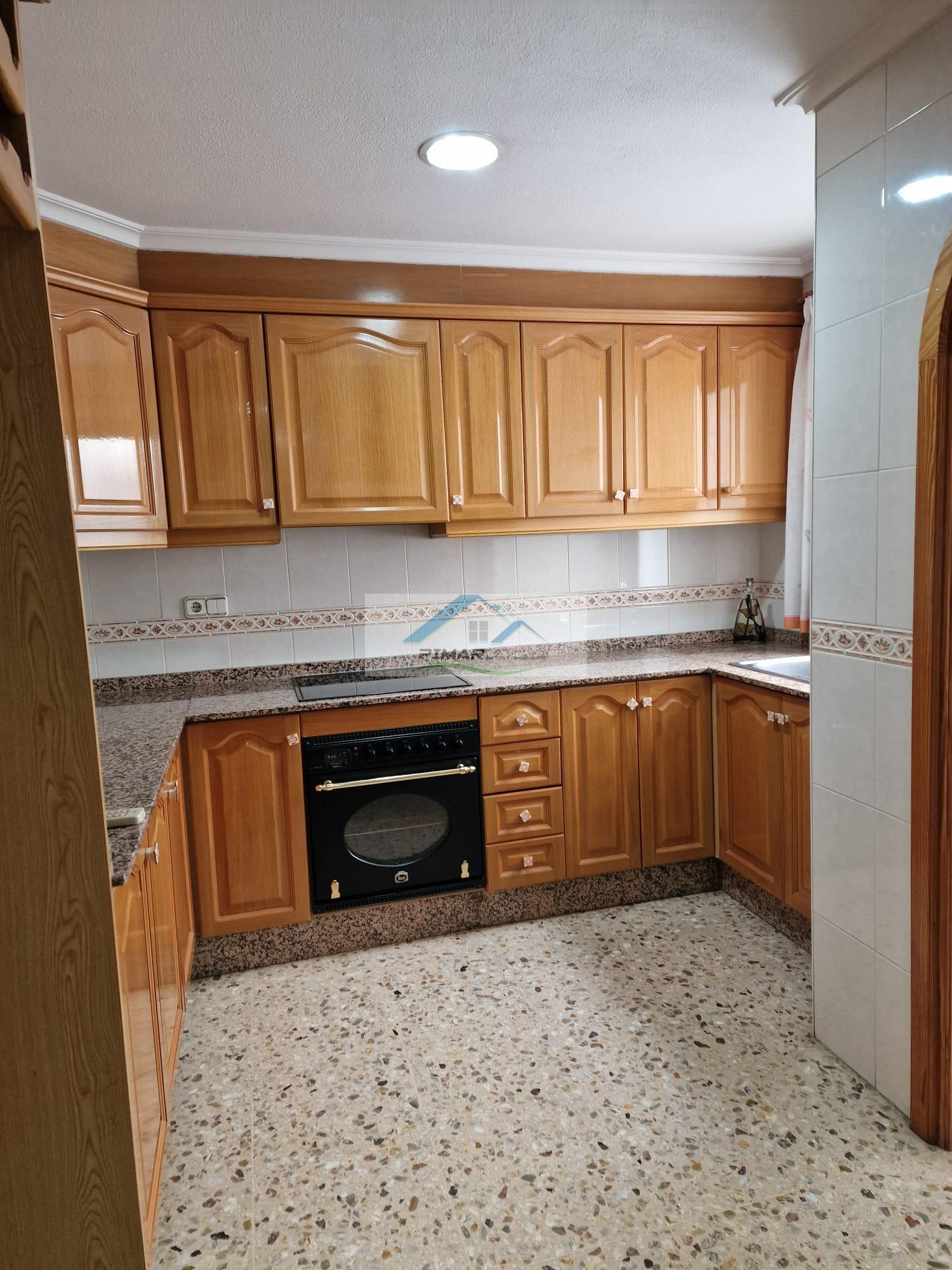 Venda de apartamento em Elche-Elx