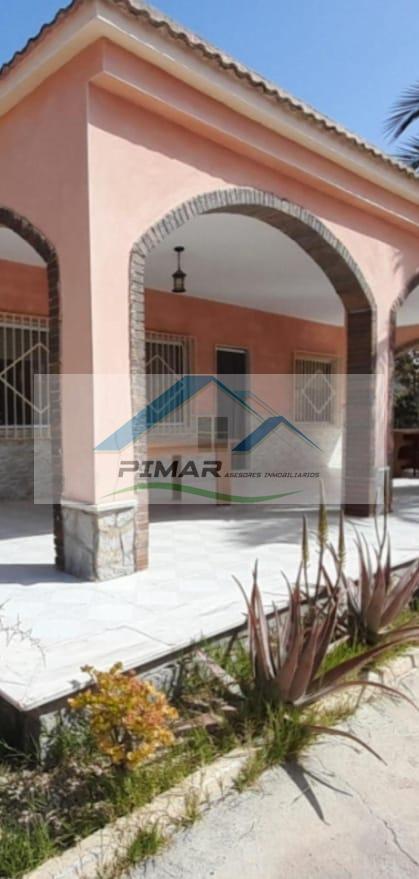 Zu verkaufen von chalet in
 Elche-Elx