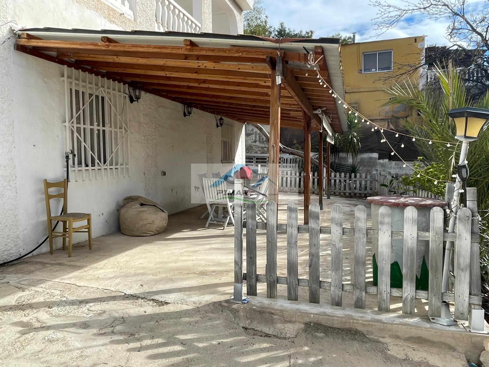 بيع من الشاليه في Elche-Elx