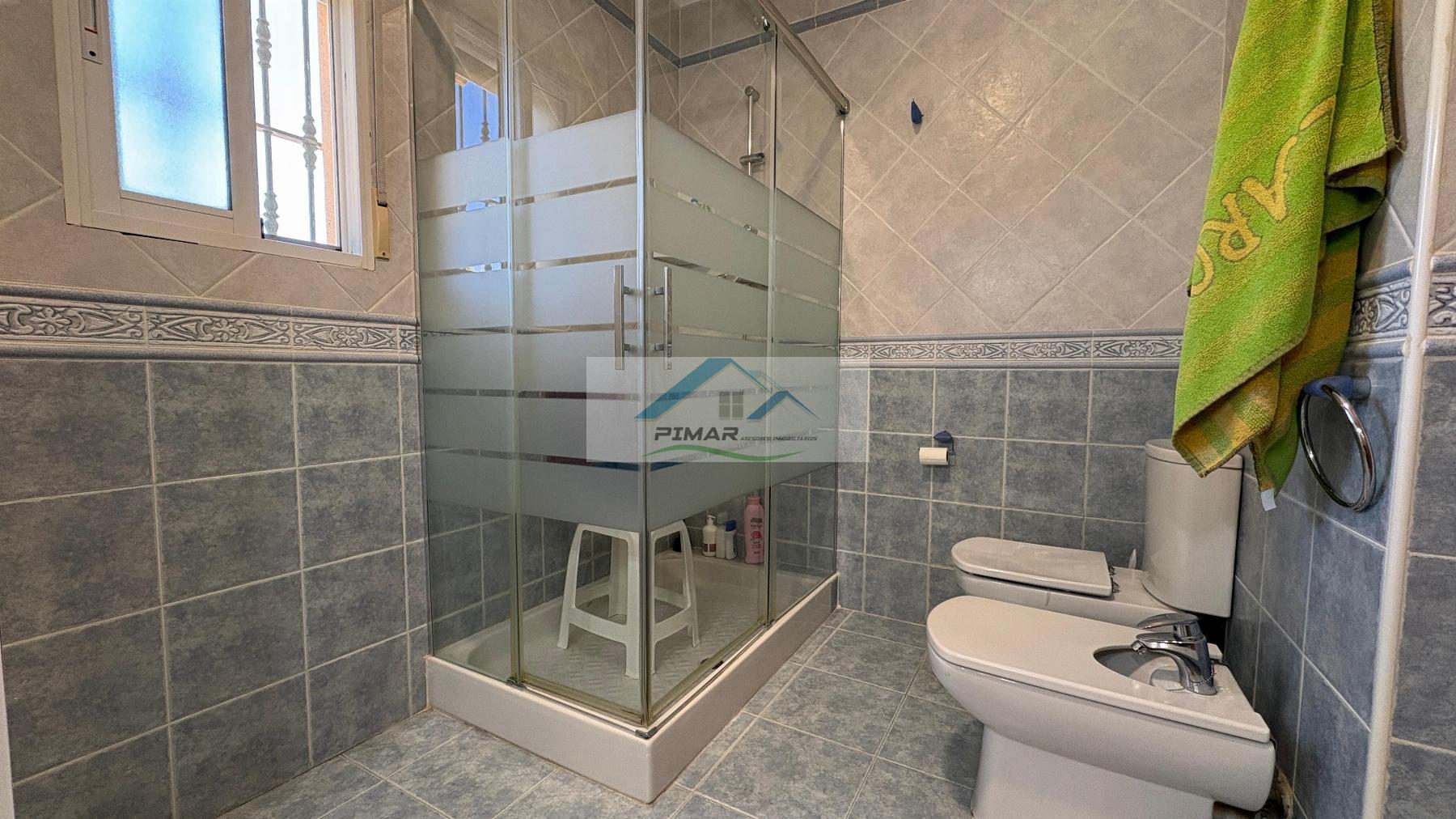 Verkoop van kleine villa in Elche-Elx