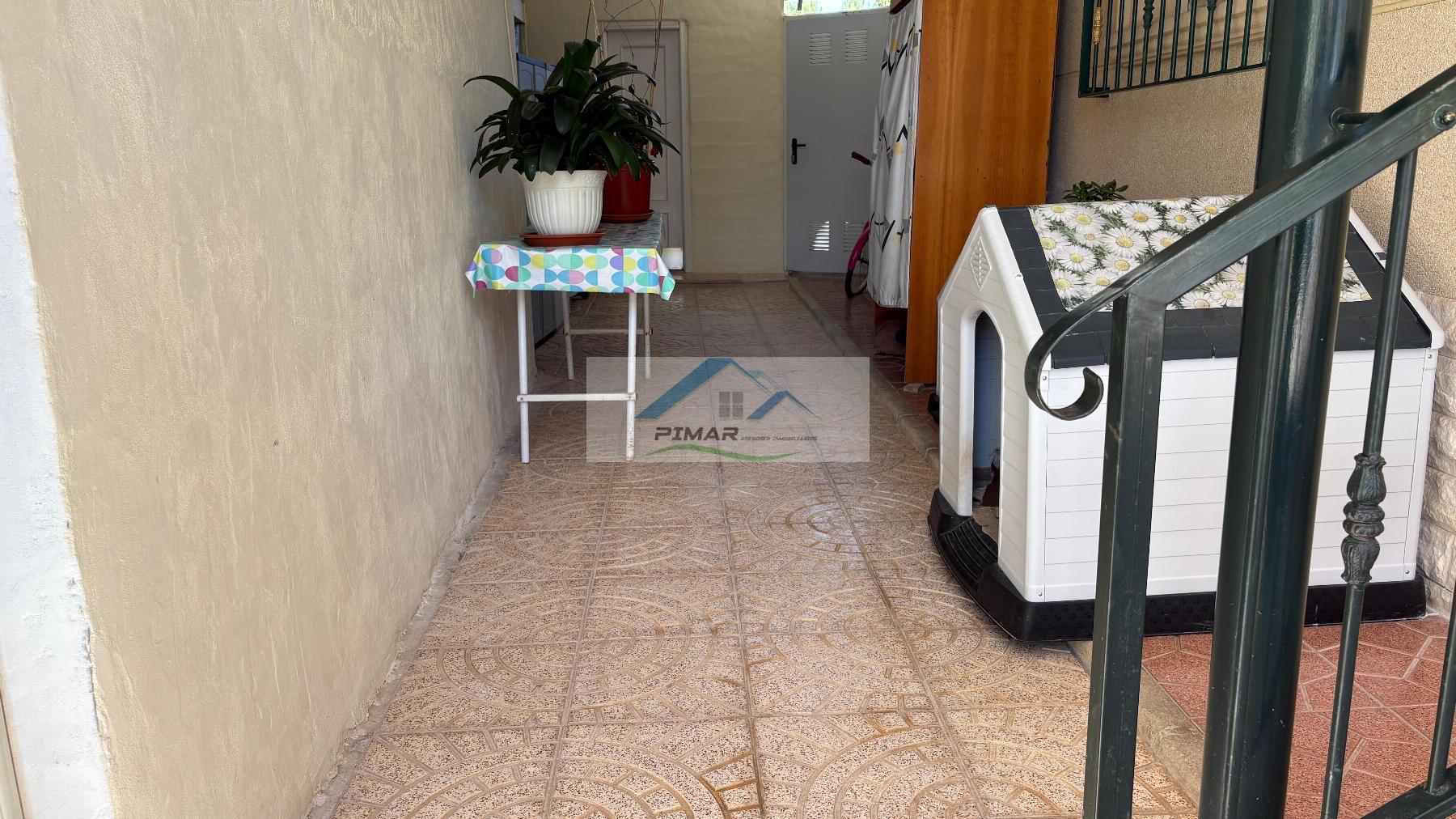 Verkoop van kleine villa in Elche-Elx
