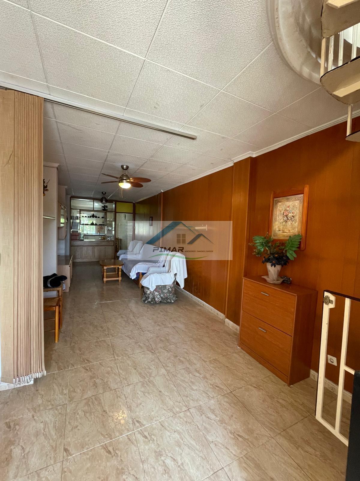 For sale of duplex in Crevillent