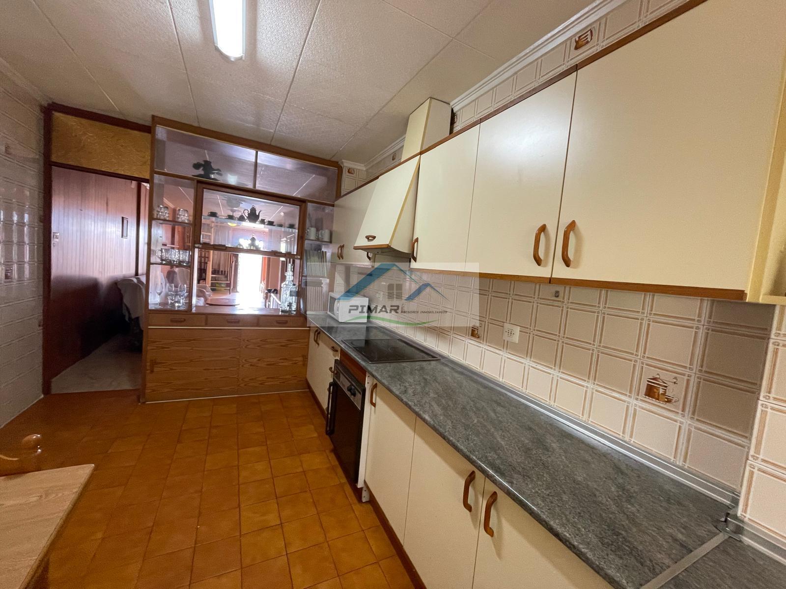 For sale of duplex in Crevillent