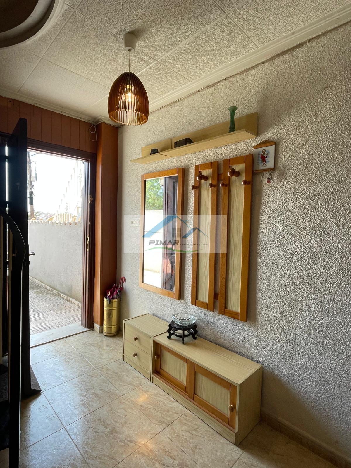 For sale of duplex in Crevillent