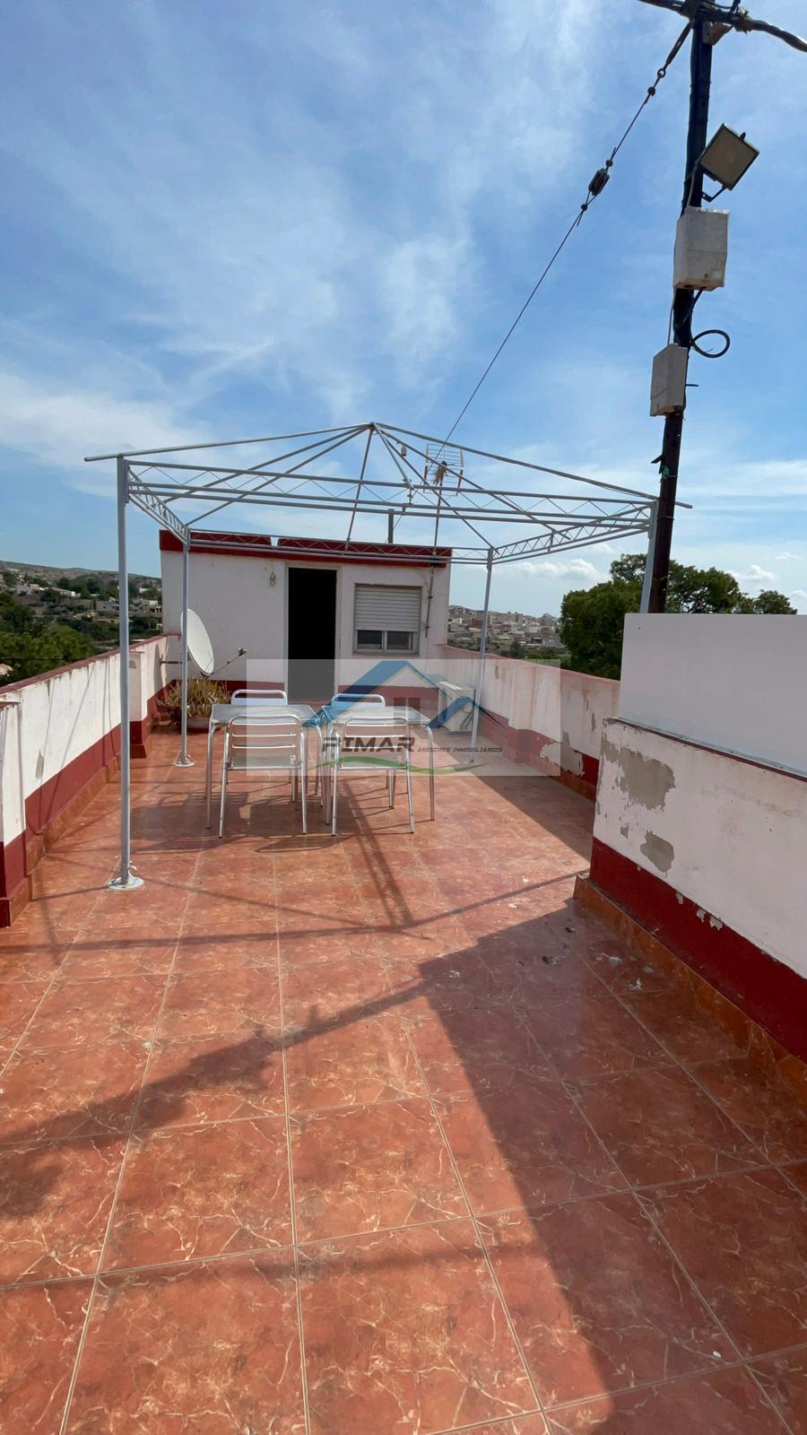 For sale of duplex in Crevillent