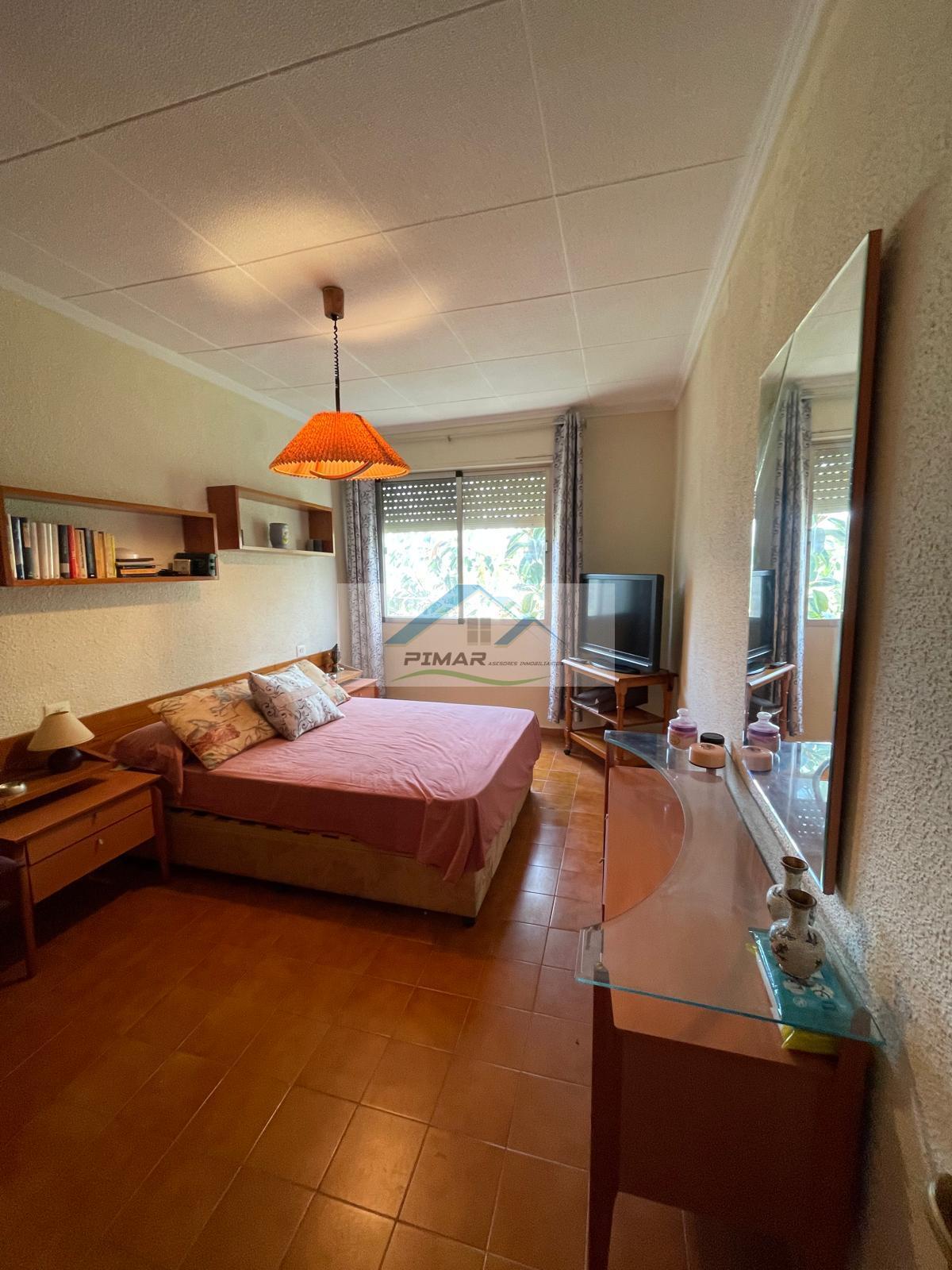 For sale of duplex in Crevillent