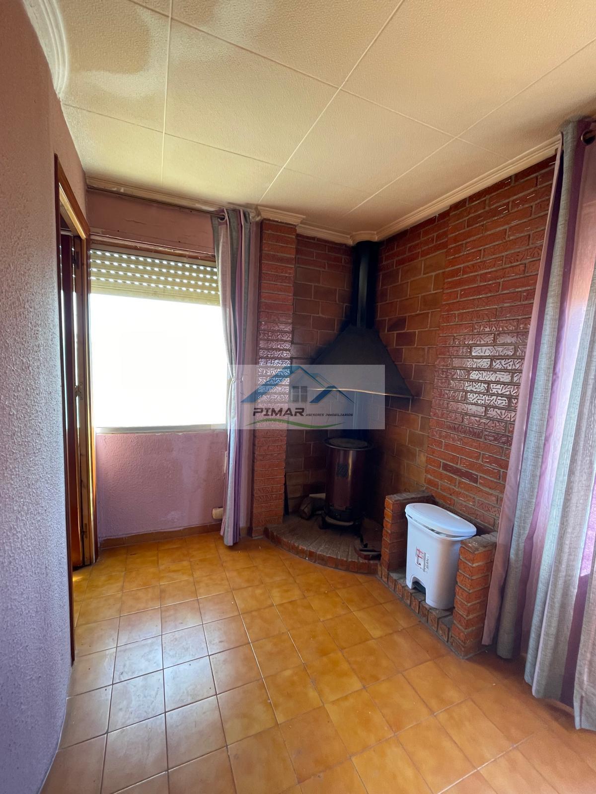 For sale of duplex in Crevillent
