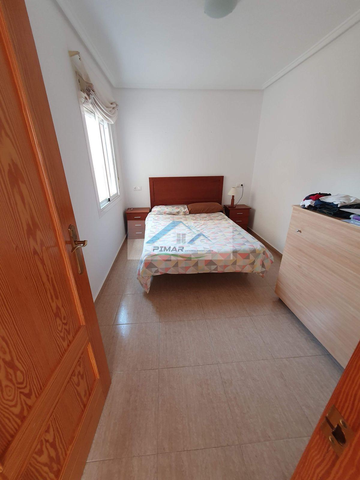 For rent of apartment in Santa Pola