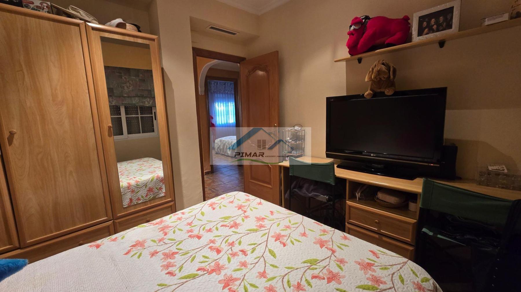 For sale of chalet in Elche-Elx