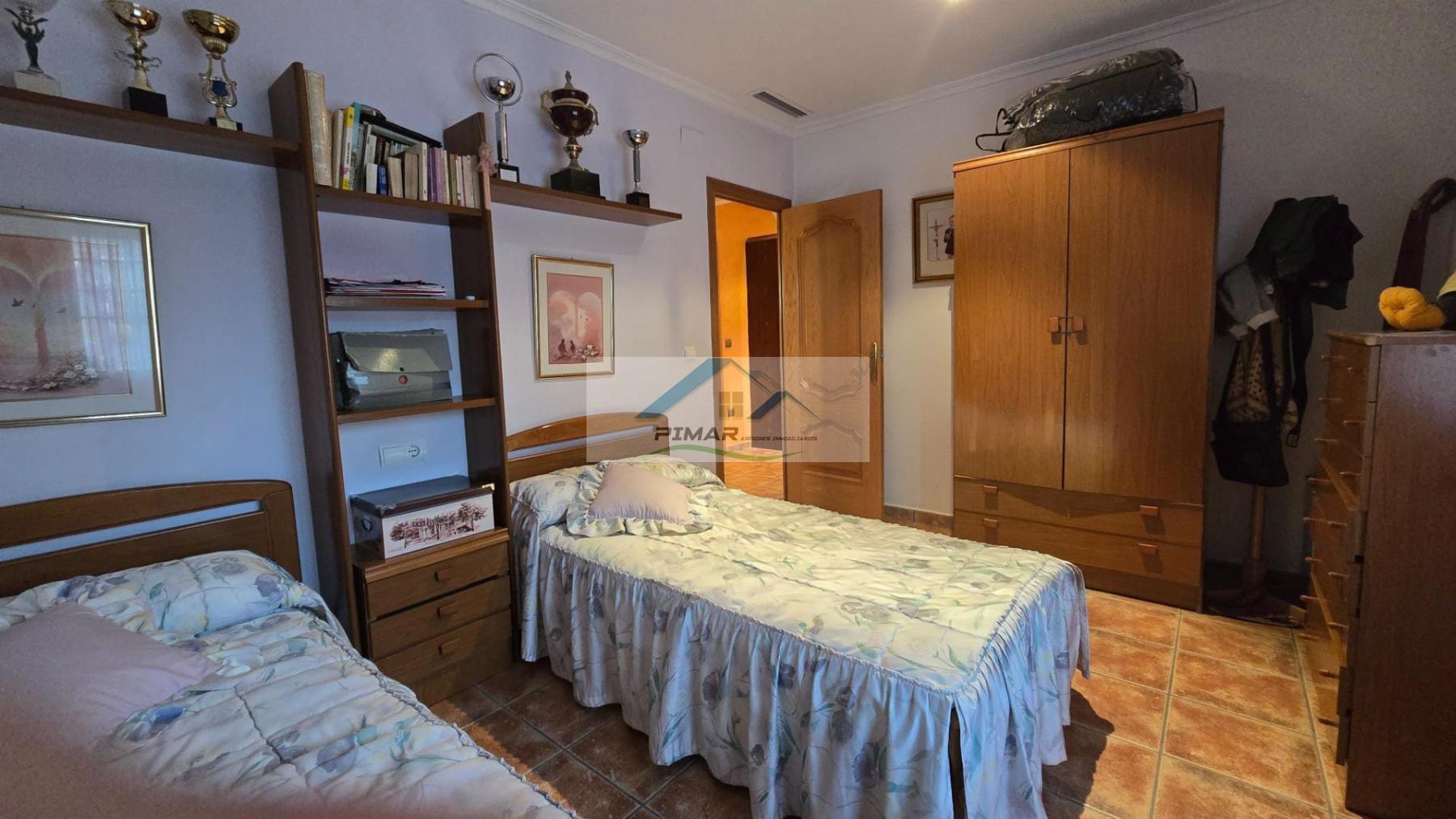 For sale of chalet in Elche-Elx