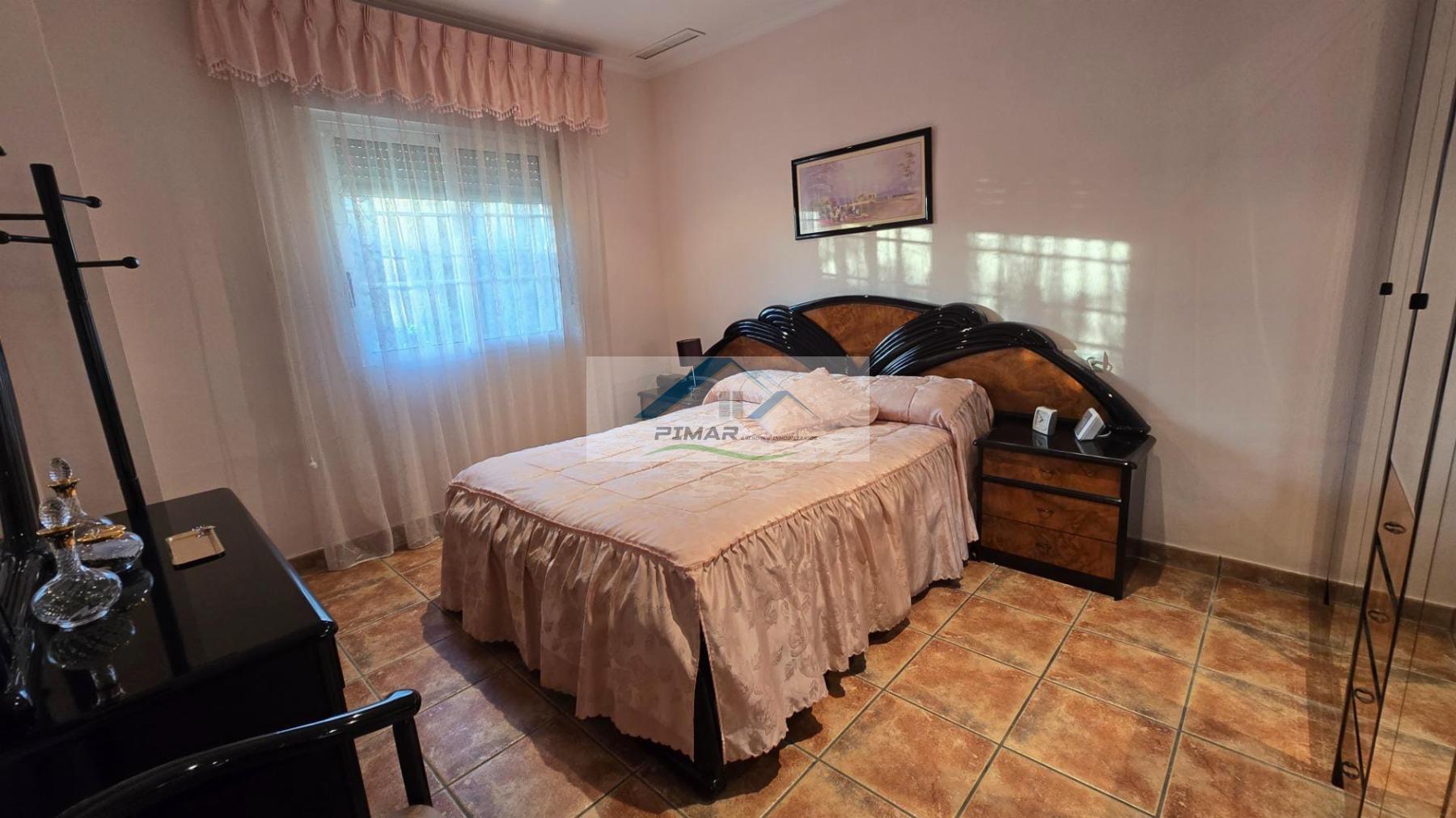 For sale of chalet in Elche-Elx