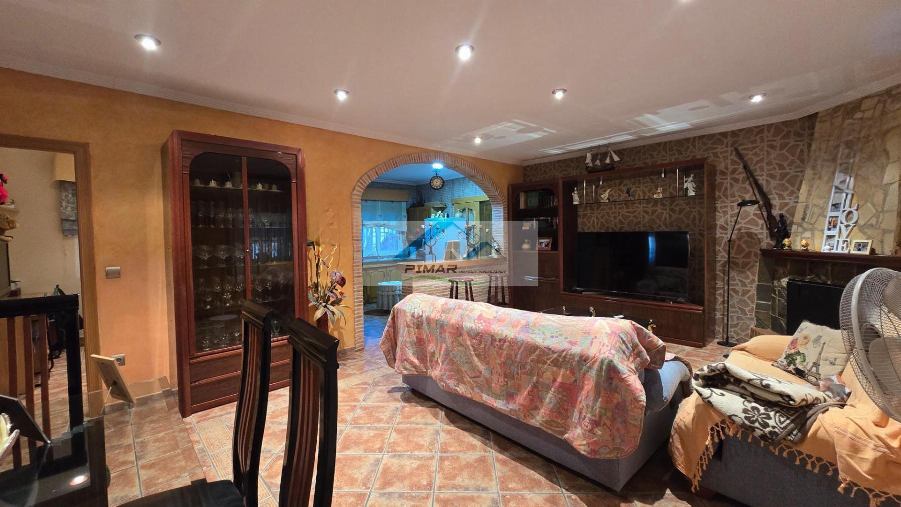 For sale of chalet in Elche-Elx