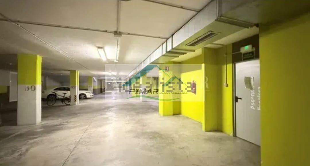For sale of penthouse in Elche-Elx