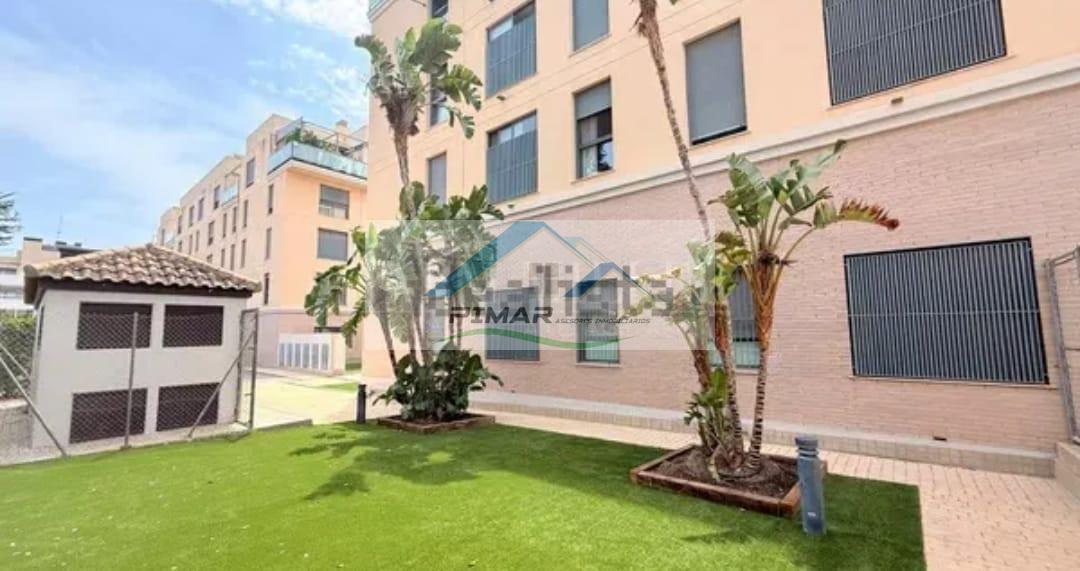 For sale of penthouse in Elche-Elx