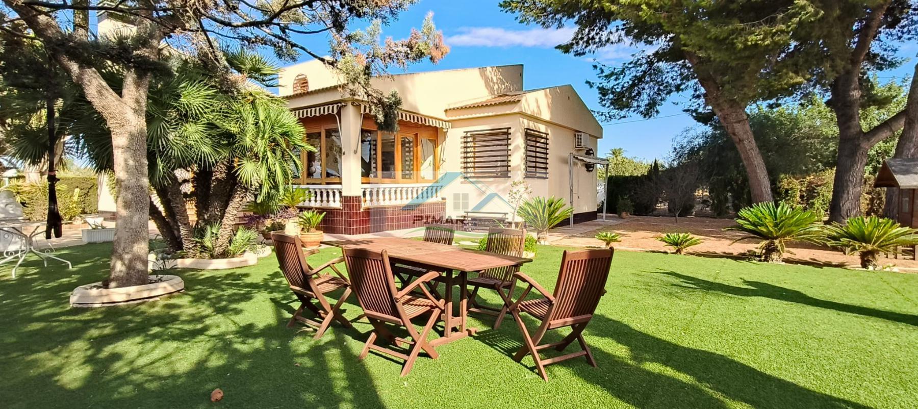 Venta de chalet en Elche-Elx