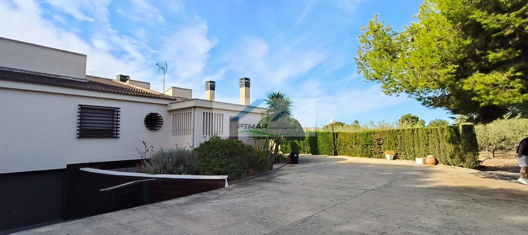 Venta de chalet en Elche-Elx