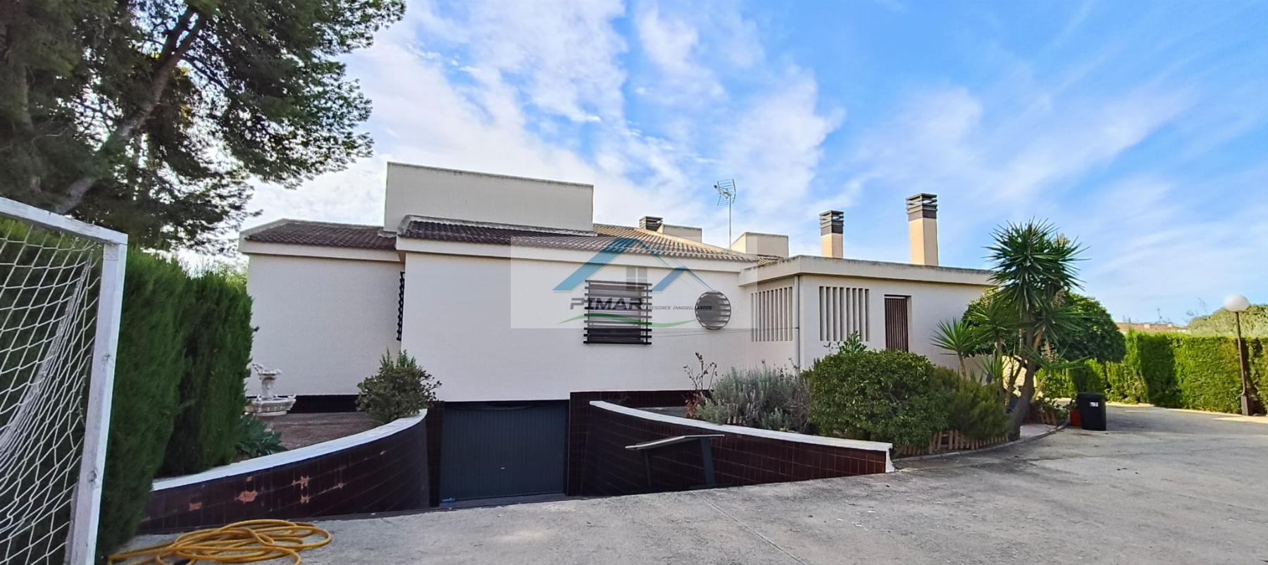 Venta de chalet en Elche-Elx