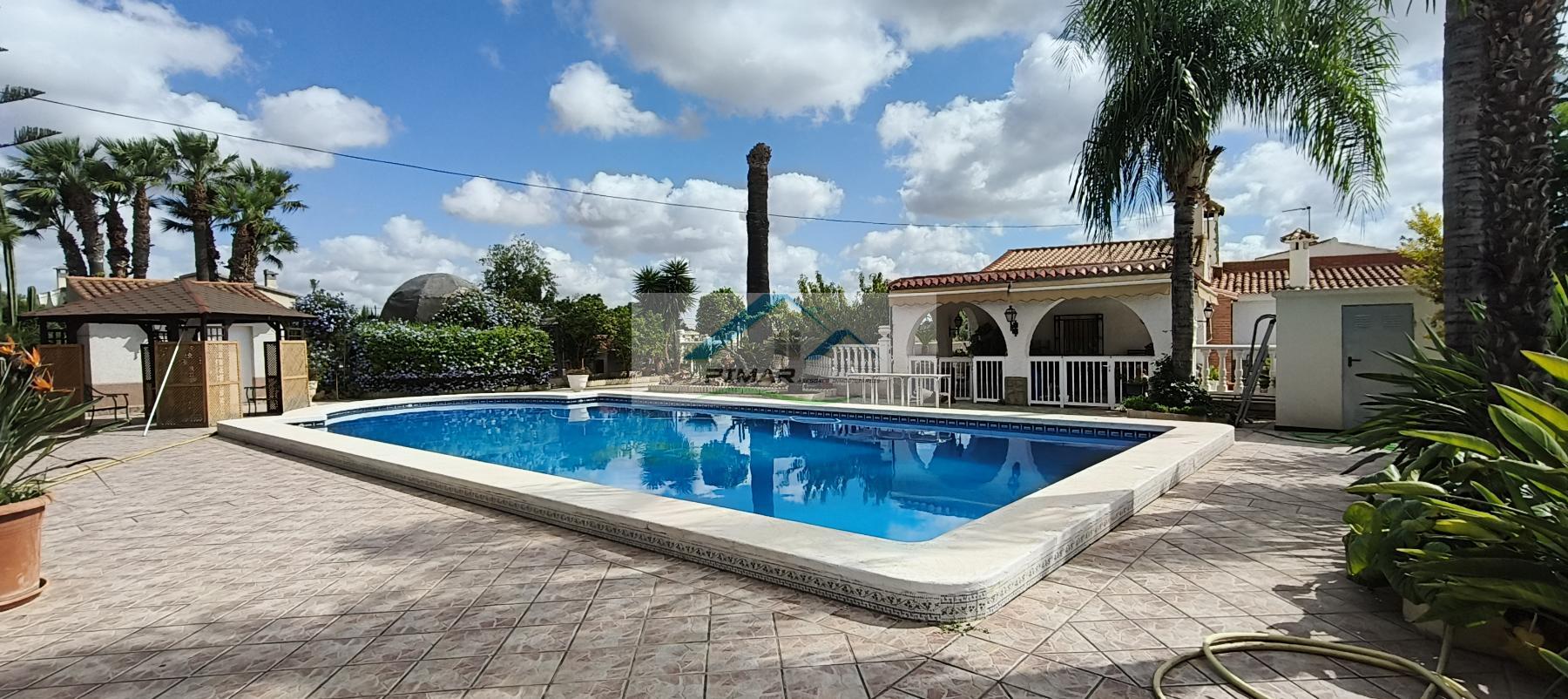 Venta de chalet en Elche-Elx